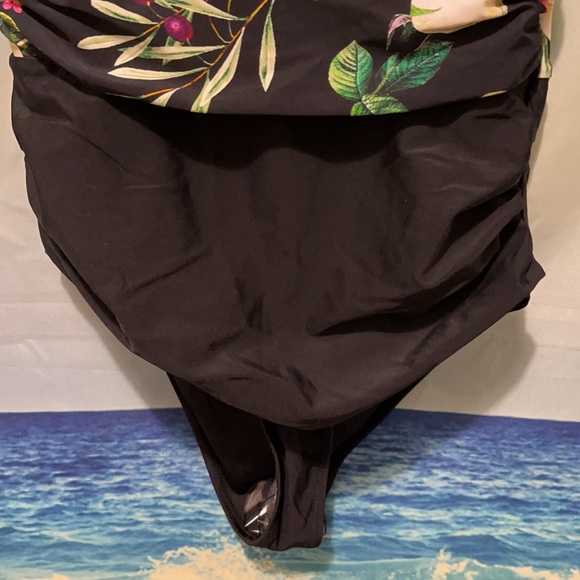 NWT CUPSHE ONE PIECE BATHING SUIT SZ M - Picture 3 of 9